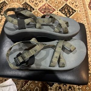 Chaco Olive and Black Strappy Sandals
